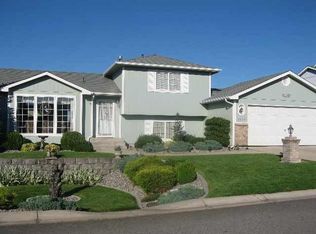 1848 N Salmon Riv, Greenacres, WA 99016