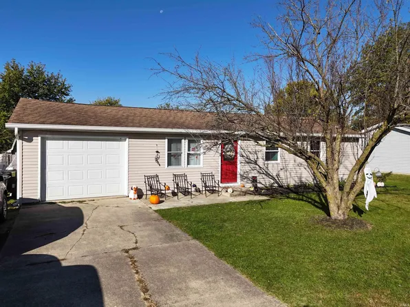 516 S Illinois St, Parker City, IN 47368