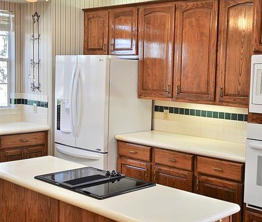 5th image of 13927 Carriage Walk Ln