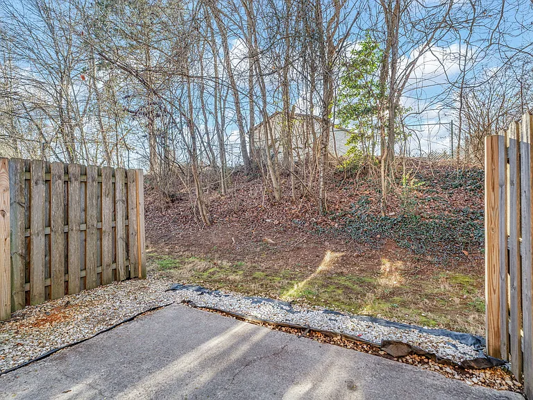 354 Indian Hills Cir #2 — Photo 17