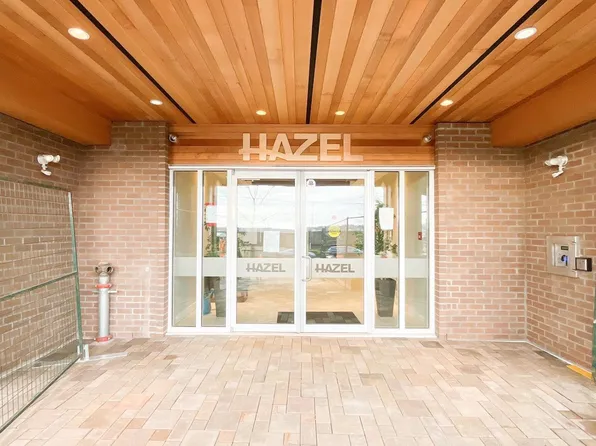 827 Roderick Ave #405, Coquitlam, BC V3K 0E3