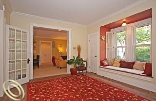 4th image of 1256 Penniman Ave