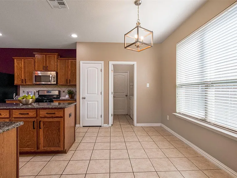 3413 Grail Hollows Rd — Photo 8