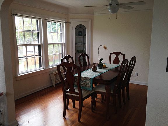 spacious Dining room
