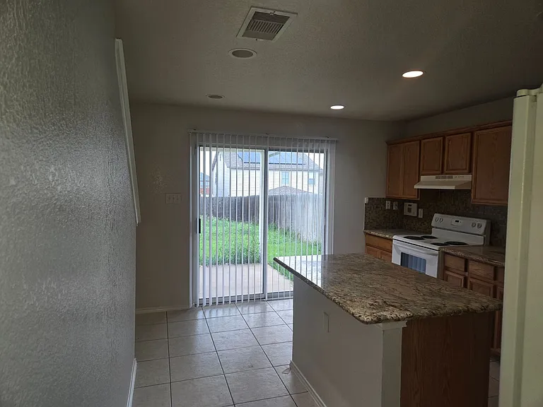 6515 Kestrel Ln — Photo 10