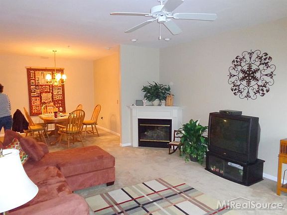 2nd image of 26981 Carrington Pl