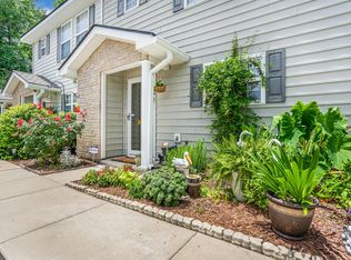 303 Sunnyside Way, Summerville, SC 29485