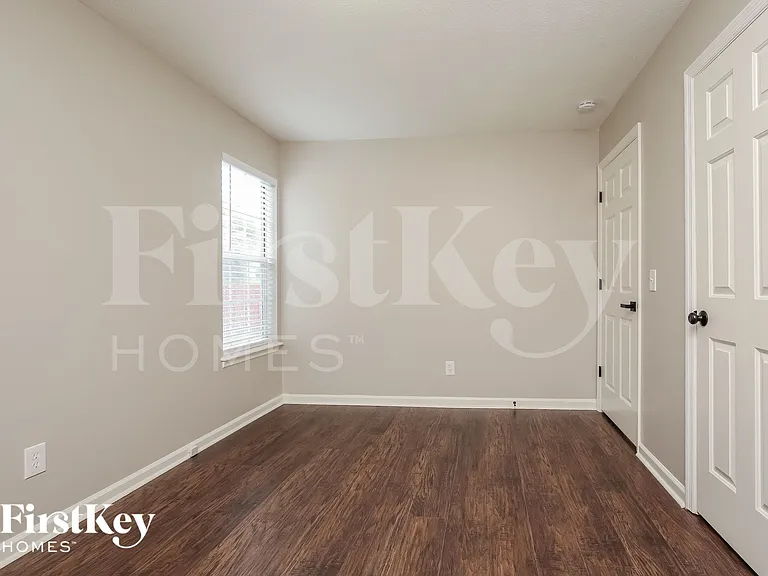 4329 Mystic Valley Ct — Photo 11