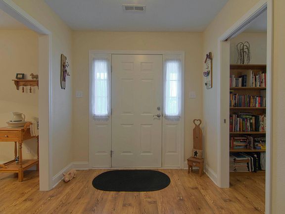 3rd image of 3520 Brandon Lee Dr