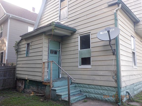 4th image of 245 Grove St