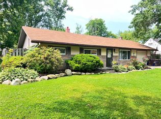 3221 Greenfield St NW, Warren, OH