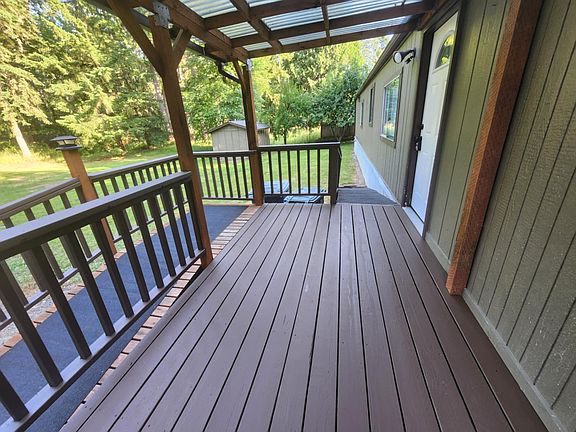 Covered front deck