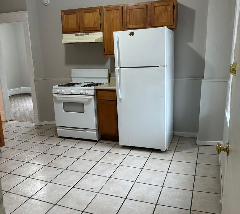 Aarons Rentals 2002 57th St Kenosha WI Zillow