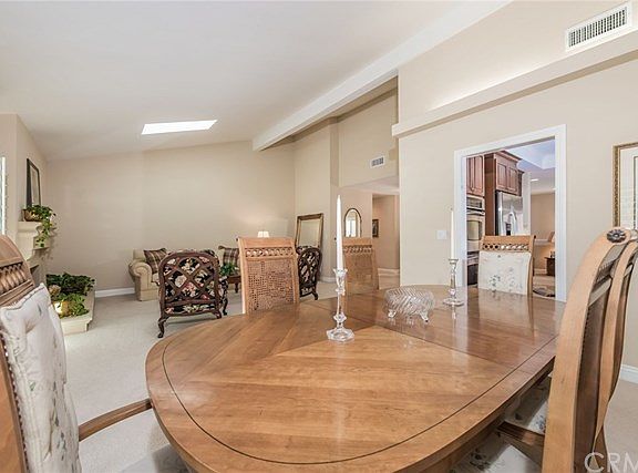 2nd image of 403 Vista Parada