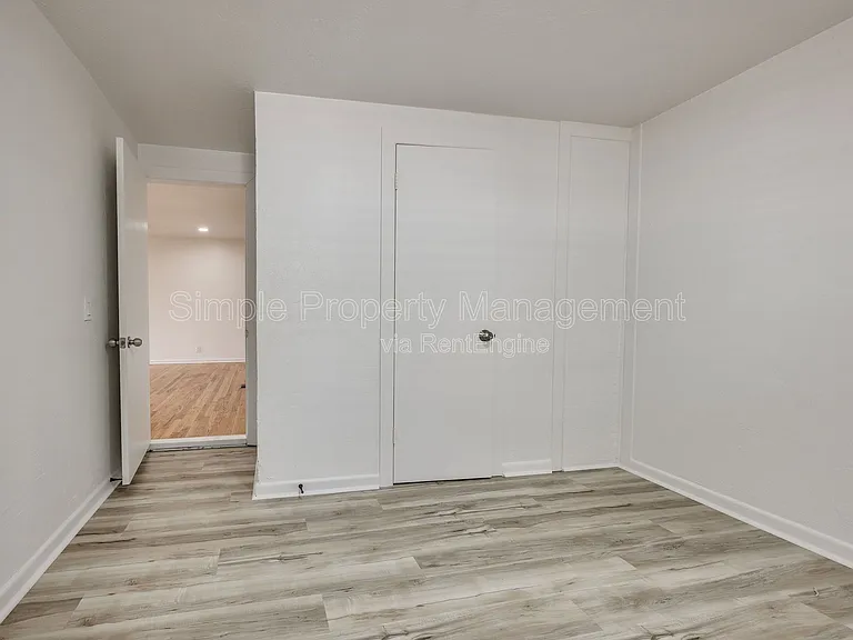 4608 N Libby Ave — Photo 19