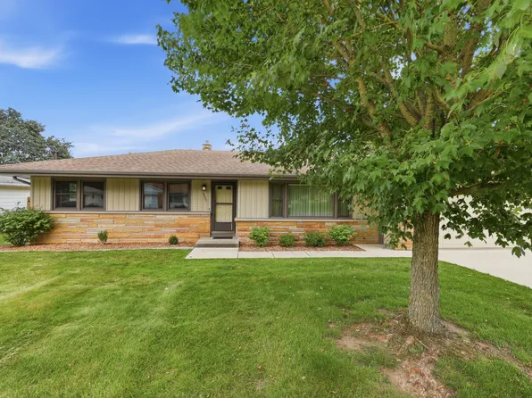 2320 Tamrack St, Kalamazoo, MI 49006