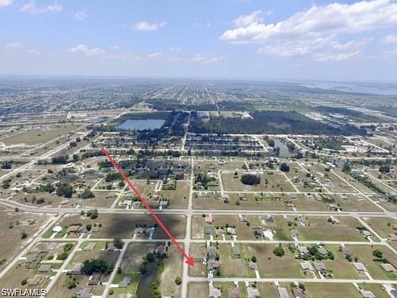 4th image of 1900 NW 1st St