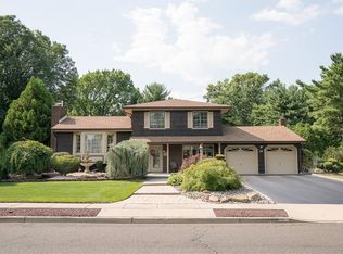 34 Fielek Ter, Parlin, NJ 08859