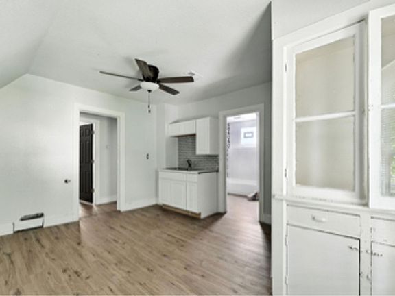5th image of 3244 N 1st St
