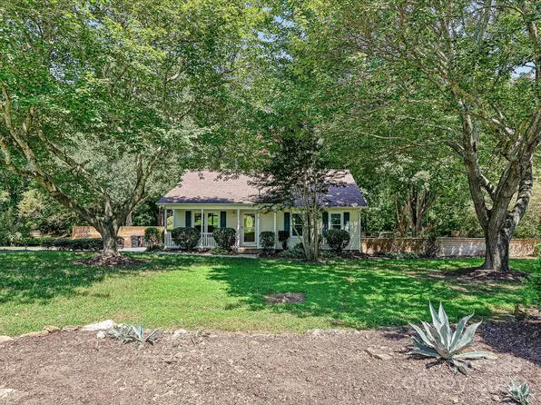 3301 Basilwood Cir, Monroe, NC 28110