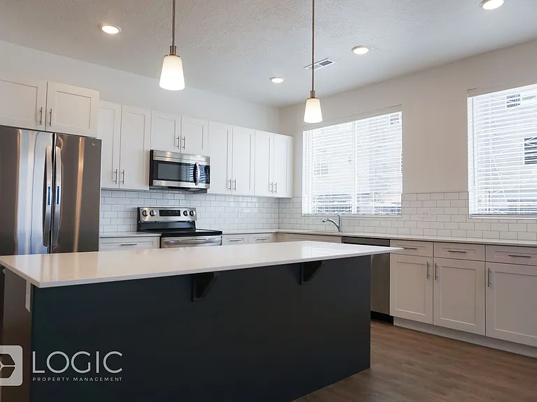 5488 W Ace Ct — Photo 8