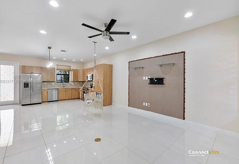 20914 NW 1st Dr — Photo 4