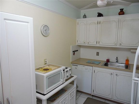 2nd image of 206 Durham D #206