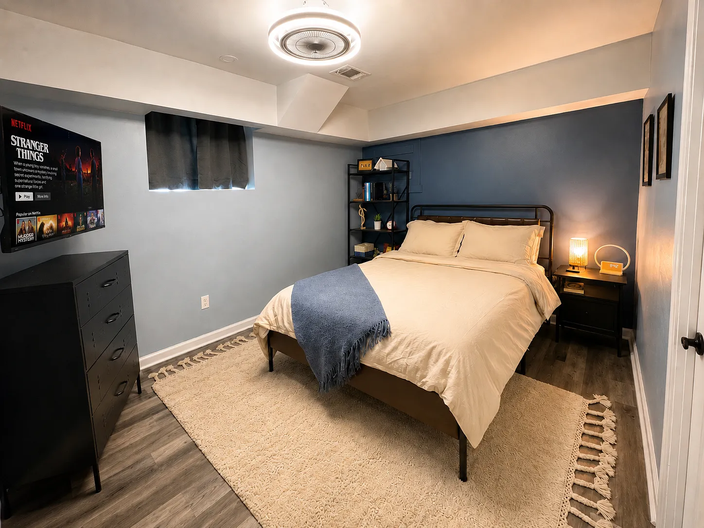 2 bed, 930 sqft, $2,500 — Photo 2