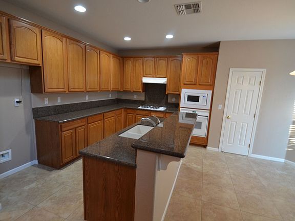 5th image of 1937 Monterey Pines Dr