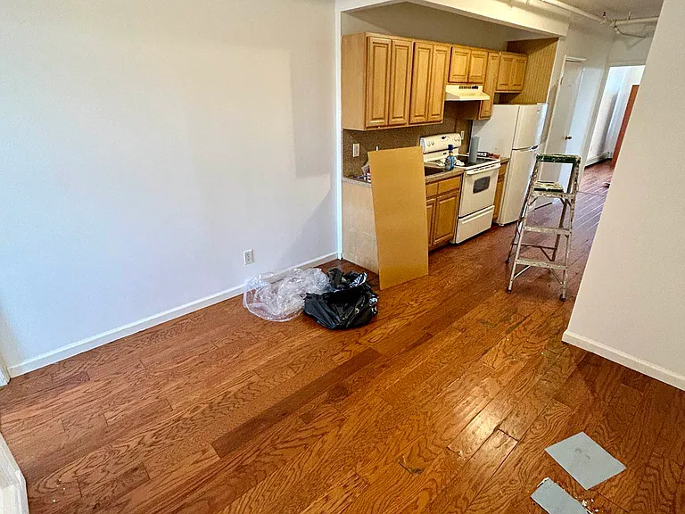 1356 De Kalb Ave #7 — Photo 5