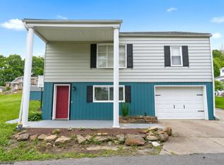 1425 Andmore St, Morgantown, WV 26505
