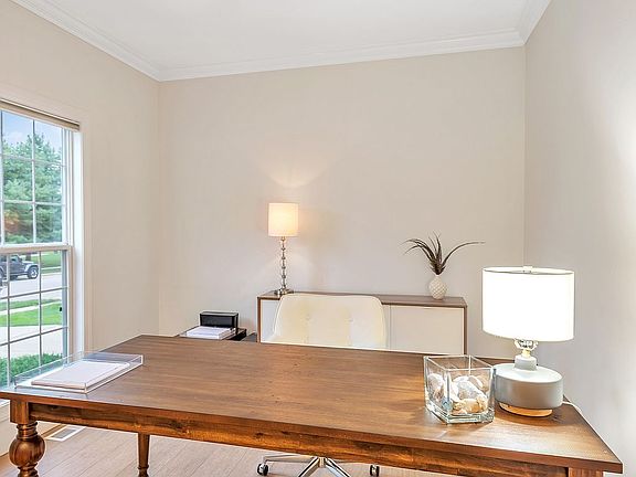 Main Floor Office/Den