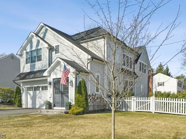 29 Weston Ave, Chatham Boro, NJ 07928