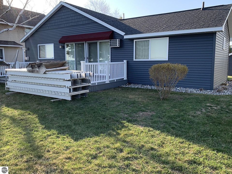 7626 Crystal Beach Rd NW, Rapid City, MI 49676 Zillow