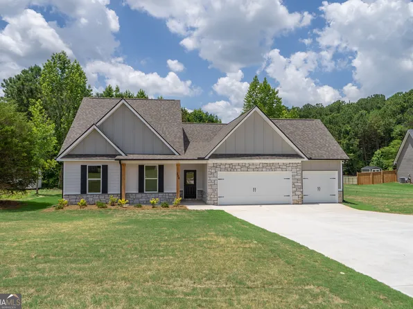 208 Squirrel Run, Good Hope, GA 30641