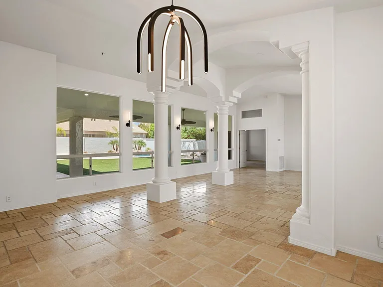 8638 E Dahlia Dr — Photo 8