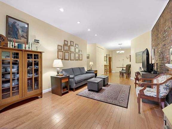 3rd image of 248 W 16th St #1F