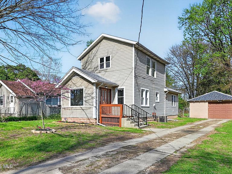 Listing photo 2
