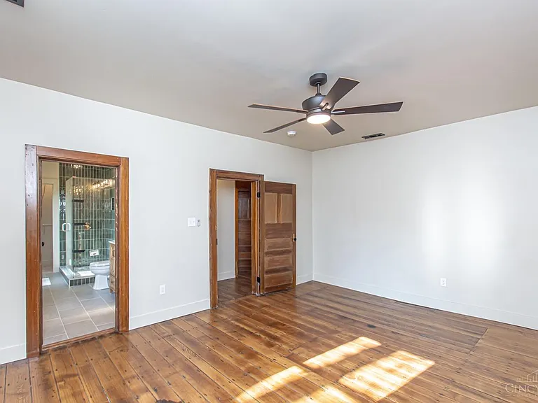 117 Montgomery Ave — Photo 45