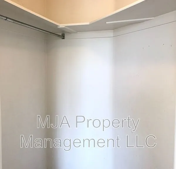 2574 W Robin Rd #2576 — Photo 11