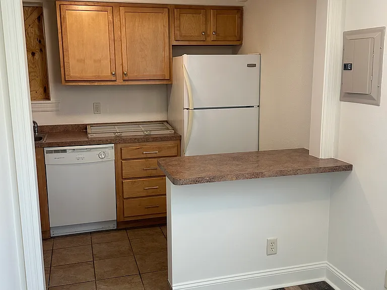 96 Concord Dr #2 — Photo 1