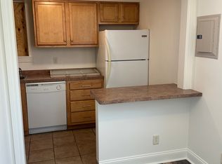 96 Concord Dr APT 2, Buffalo, NY 14215