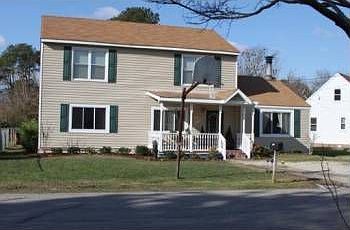 1st image of 1569 Cowand Ave