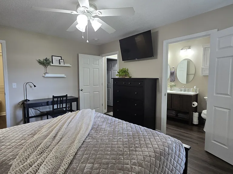 112 Kings Mountain Ct — Photo 27