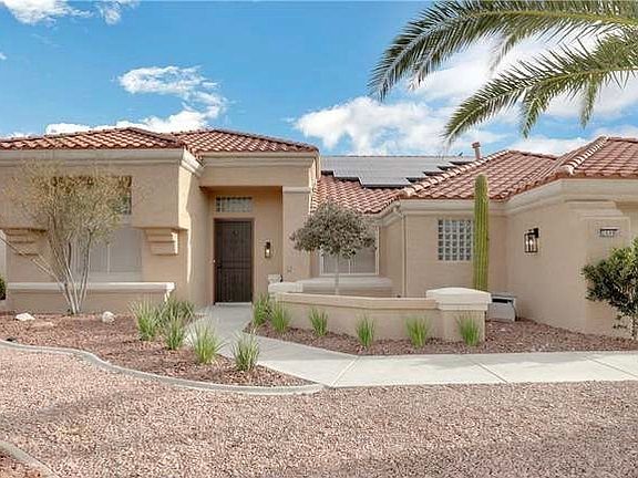 2nd image of 2608 Desert Sands Dr