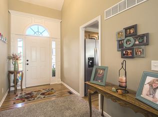 1041 Red Maple Dr, Liberty, MO 64068