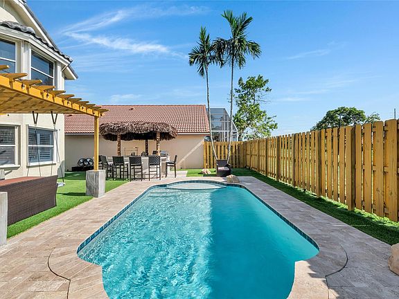 3rd image of 6840 NW 26th Street