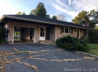 25 Grant Ave, Plainville, CT 06062