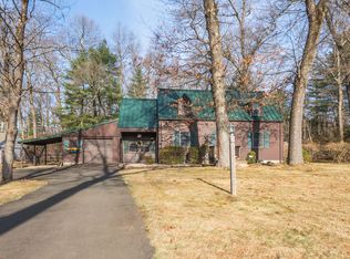 49 Sylvan St, Avon, CT 06001