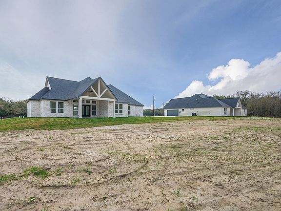 5th image of 1838 County Road 2320